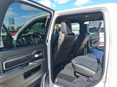 Used 2026 RAM 2500 Laramie AWD/4WD image 14