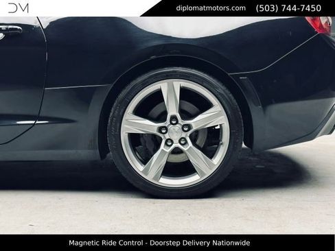 Used 2018 Chevrolet Camaro SS RWD image 39