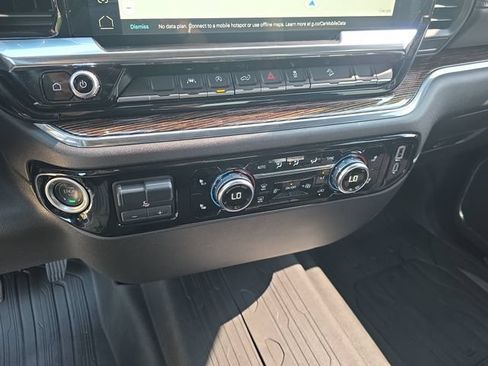 Used 2024 GMC Sierra 1500 Elevation w/ LPO, Elevation Black Package AWD/4WD image 27