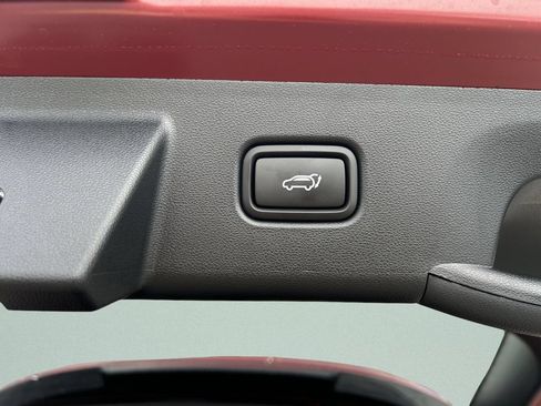 New 2026 Hyundai Tucson Limited FWD image 16