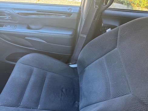 Used 2018 Dodge Grand Caravan SE image 8