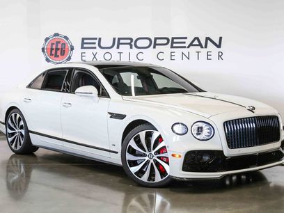 Used 2022 Bentley Flying Spur V8