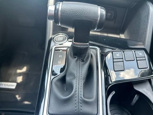 Used 2023 Kia Sportage EX FWD image 26