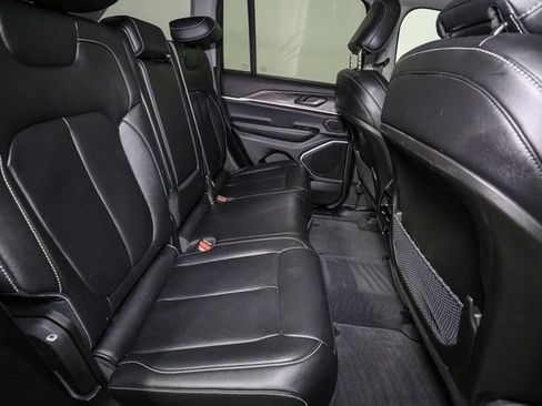 Used 2022 Jeep Grand Cherokee Limited 4xe image 20