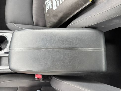 Used 2024 Nissan Altima 2.5 SV FWD image 30