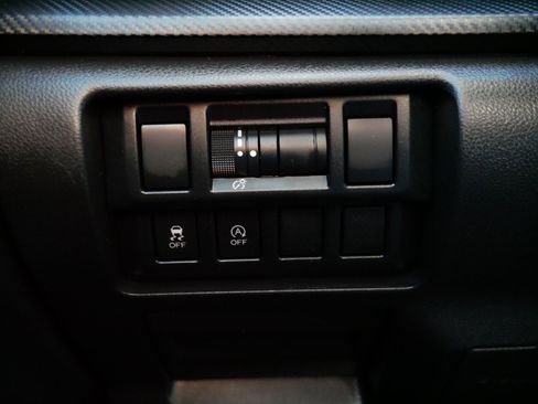 Used 2023 Subaru Crosstrek 2.0i image 27