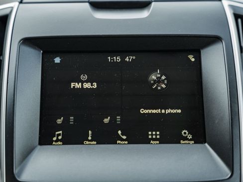 Used 2017 Ford Edge SEL w/ Equipment Group 201A image 21