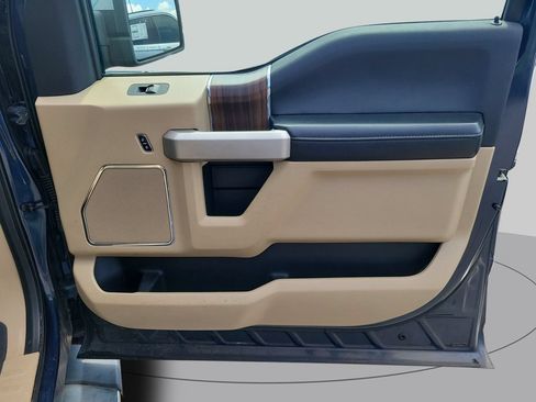 Used 2015 Ford F150 Lariat AWD/4WD image 39