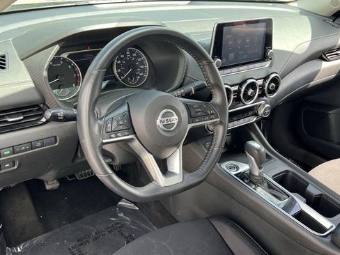 Used 2021 Nissan Sentra SV image 17