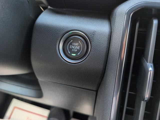 New 2026 GMC Acadia AT4 w/ Luxury Package AWD/4WD image 33