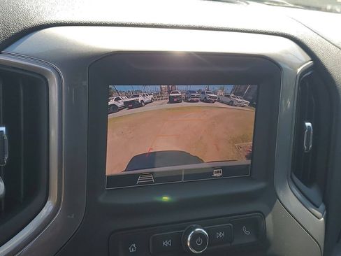 Used 2024 Chevrolet Silverado 1500 Custom Trail Boss w/ Turbomax Blackout Package AWD/4WD image 25