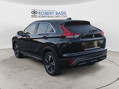 Used 2025 Mitsubishi Eclipse Cross SE image 3