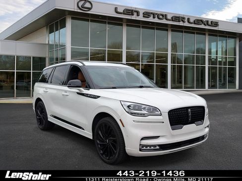 Used 2024 Lincoln Aviator Black Label w/ Jet Package AWD/4WD image 1
