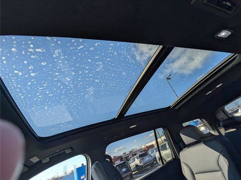 New 2026 Chevrolet Traverse Z71 w/ Driver Confidence Package image 16