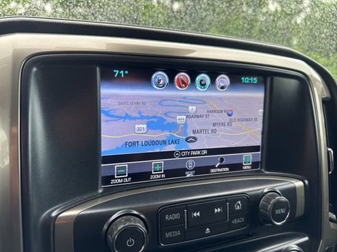 Used 2017 Chevrolet Silverado 1500 High Country AWD/4WD image 22