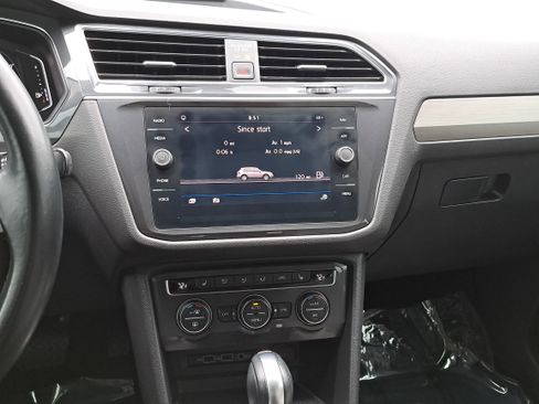 Used 2019 Volkswagen Tiguan SEL image 21