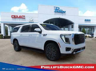 Used 2025 GMC Yukon XL Elevation w/ Elevation Premium Package AWD/4WD video 1