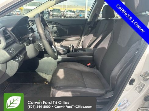 Used 2019 Honda Insight EX image 5
