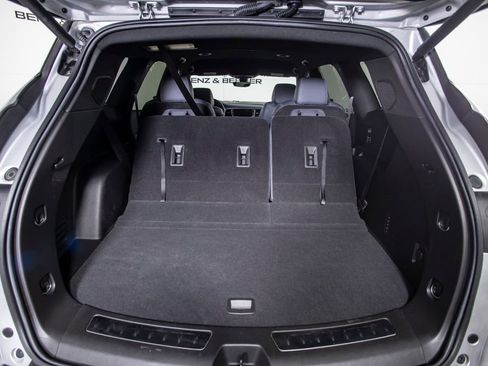 Used 2022 Buick Enclave Premium w/ Surround and Sites Package AWD/4WD image 14