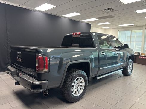 Used 2018 GMC Sierra 1500 Denali w/ Denali Ultimate Package image 3