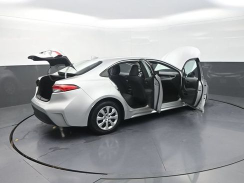 Used 2023 Toyota Corolla LE FWD image 36