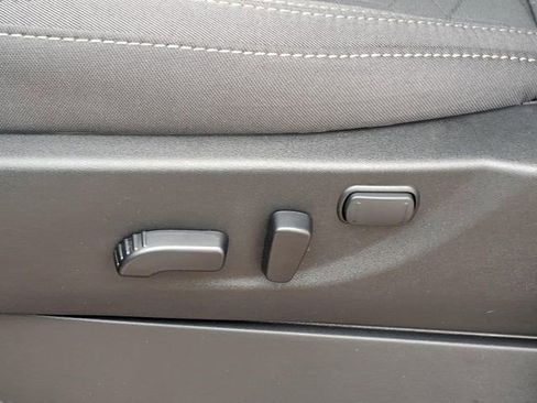 New 2026 Nissan Frontier SV image 18