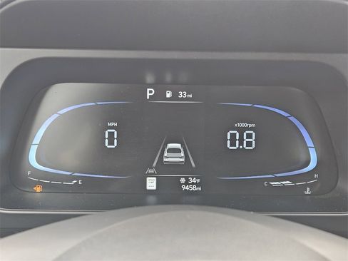 Certified 2025 Hyundai Elantra Sport image 11