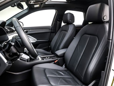 Used 2025 Audi Q3 2.0T Premium Plus w/ Premium Plus Package image 18