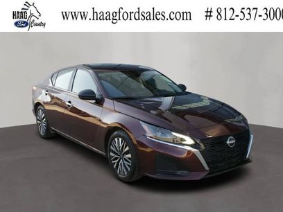 Used 2024 Nissan Altima 2.5 SV