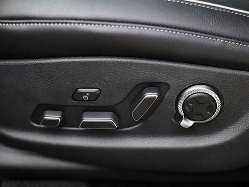 New 2026 Genesis GV80 3.5T Advanced AWD/4WD image 24