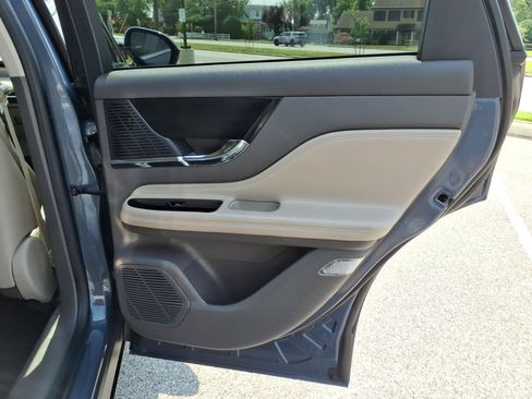 Certified 2022 Lincoln Corsair AWD w/ Equipment Group 101A image 29