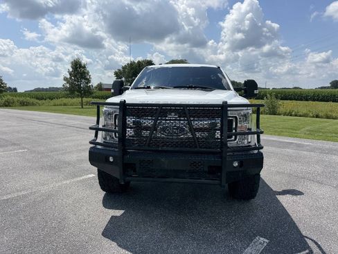 Used 2018 Ford F250 XLT w/ FX4 Off-Road Package AWD/4WD image 3