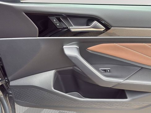 New 2026 Volkswagen Jetta SEL FWD image 10