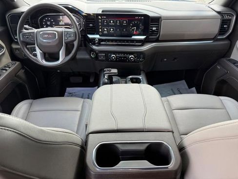 Used 2024 GMC Sierra 1500 SLT w/ SLT Premium Plus Package AWD/4WD image 12