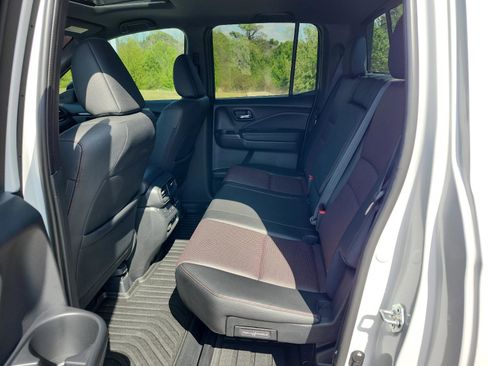 Used 2024 Honda Ridgeline Black Edition image 10