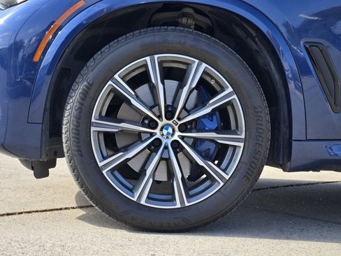 Used 2023 BMW X5 xDrive40i w/ M Sport Package image 11