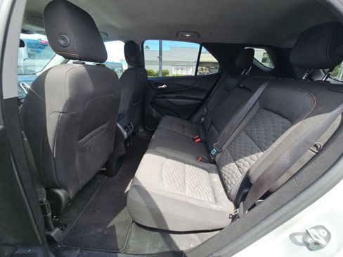 Used 2018 Chevrolet Equinox LT FWD image 7