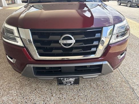 Used 2023 Nissan Armada Platinum w/ Captain's Chairs Package RWD image 32