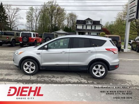 Used 2015 Ford Escape SE AWD/4WD image 4