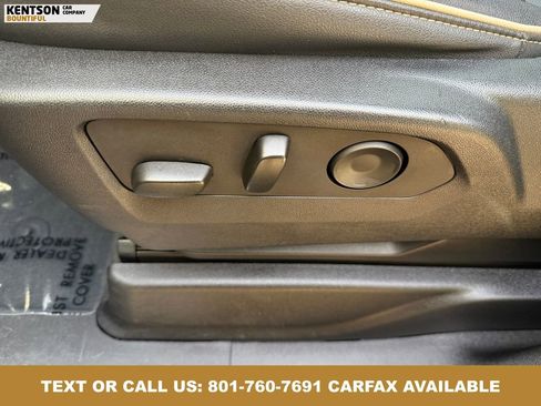 Used 2023 GMC Yukon SLT w/ Max Trailering Package AWD/4WD image 34