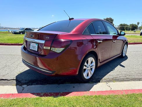 Used 2016 Chevrolet Cruze LTZ w/ Sun, Sound and Sport Package image 5