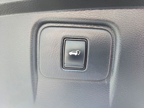 Used 2017 Nissan Murano Platinum w/ Platinum Technology Package AWD/4WD image 12