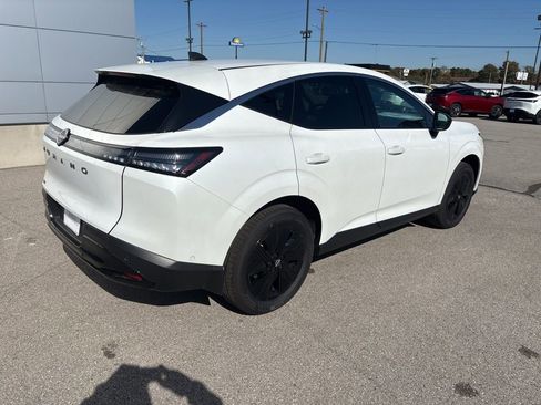 New 2025 Nissan Murano SV AWD/4WD image 3