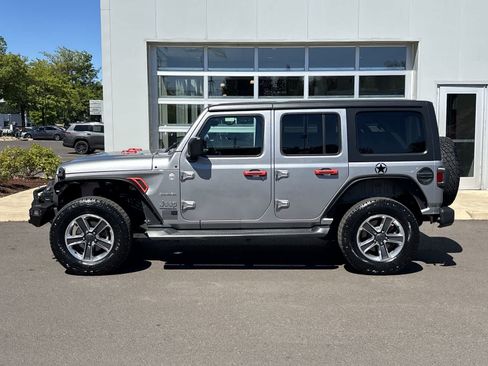 Certified 2020 Jeep Wrangler Unlimited Sahara AWD/4WD image 2
