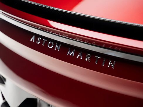 Used 2023 Aston Martin DBS Coupe RWD image 34