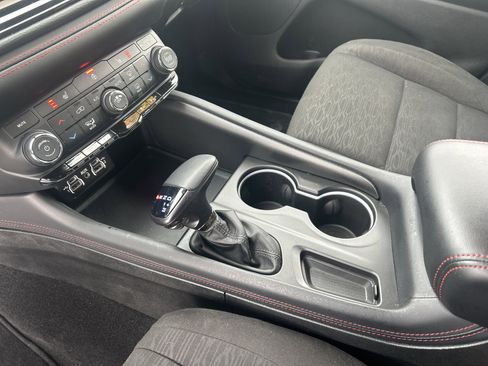 Used 2023 Dodge Durango GT image 23