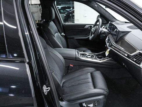 New 2026 BMW X7 M60i AWD/4WD image 19