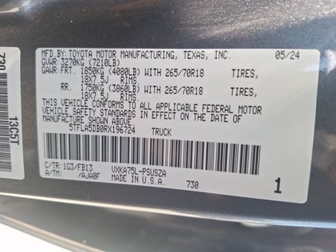 Used 2024 Toyota Tundra SR5 w/ SR5 Convenience Package AWD/4WD image 22