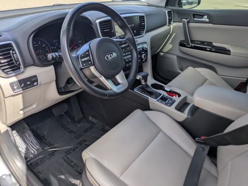 Used 2020 Kia Sportage EX w/ Option Group 15 AWD/4WD image 24