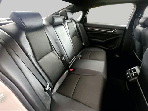 Used 2021 Honda Accord Sport image 19